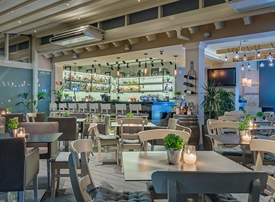 Cygnus Lounge Cafe